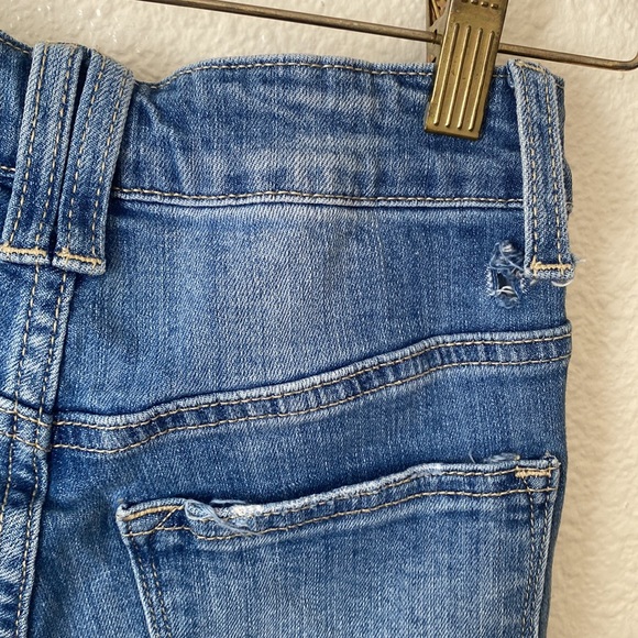 Fashion Nova • Mid-Wash High Rise Distressed Jeans💙 - Picture 8 of 11